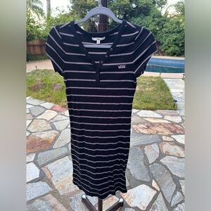Vans dress size small